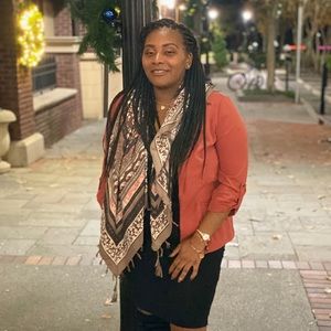 Meet your Posher, Jasmine